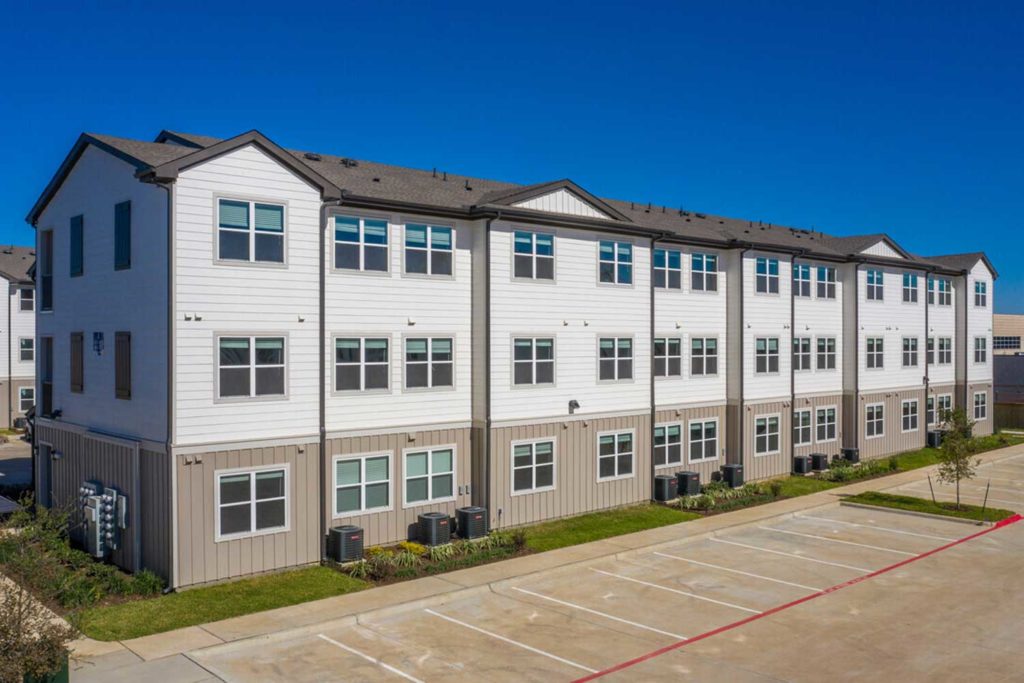 One and Two Bedroom Apartments in Katy, Texas Houston, TX; Pet friendly apartment homes near Energy Corridor